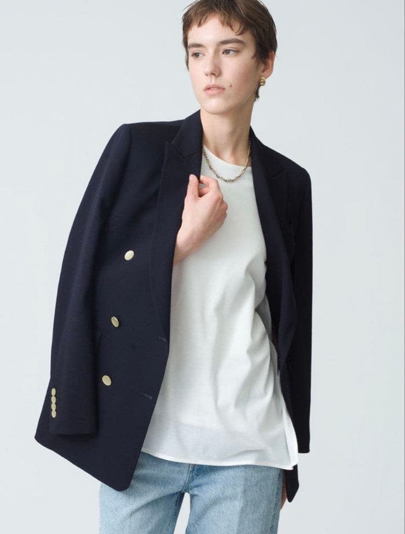 【ebure】エブール　ダブルジャケット　38サイズ　ネイビー