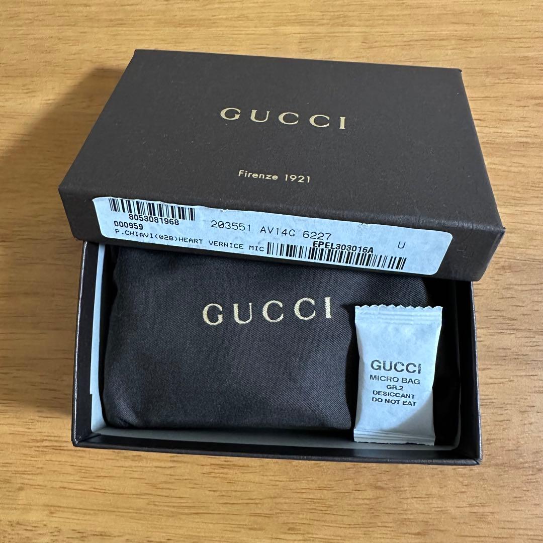 GUCCI グッチ 6連キーケース　エナメル 赤 ハートプレート