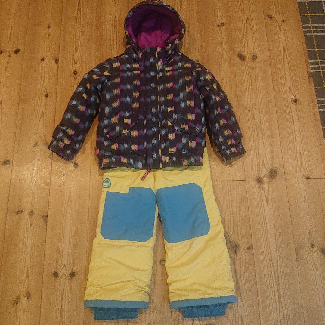 BURTONスノーボードウェアキッズ用 ジャケットとオーバーオールセット