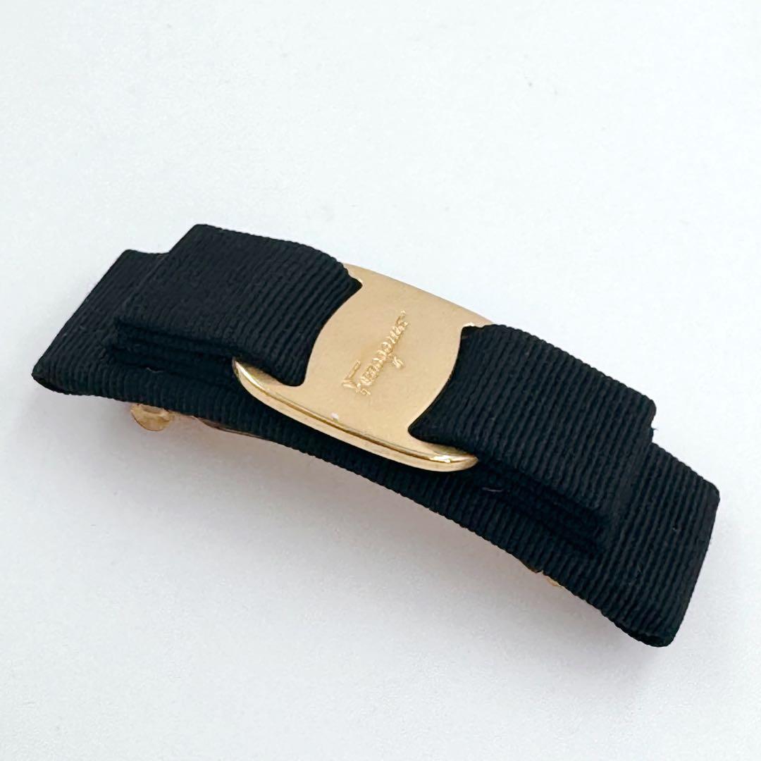 ✨箱付✨　サルヴァトーレ フェラガモ　ヴァラリボン　バレッタ　ヘアクリップ　黒