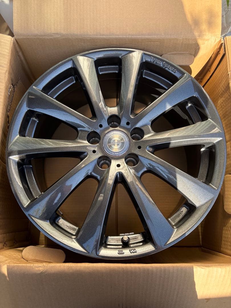 ④★美品18㌅ホイール ランドローバー/ボルボ/ジャガー ディスカバリースポーツ