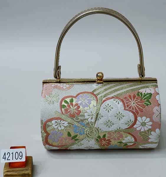 草履バッグセット 帯地 刺繍 二段 LLサイズ 金色×ピンク NO42109