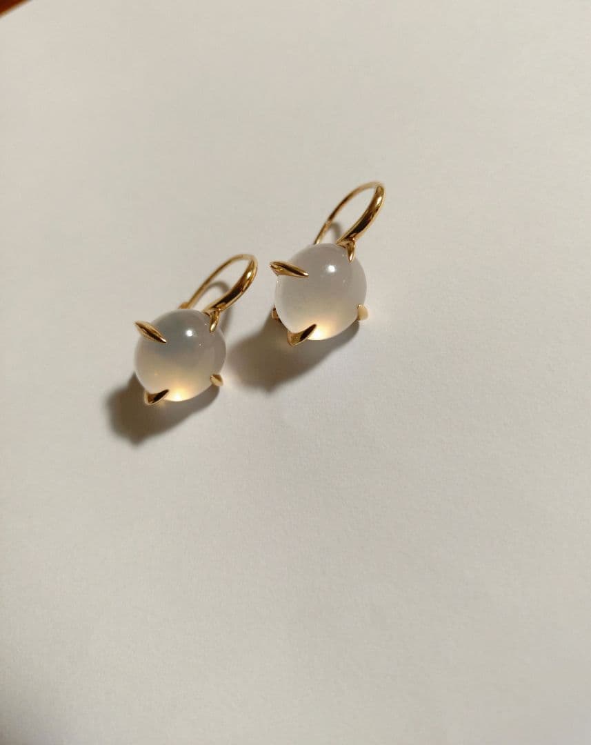 ポメラート　k18クォーツピアス　pomellato 　　ヌード好きに