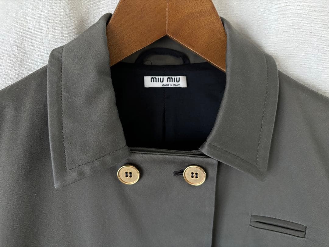 Miu Miu（ミュウミュウ）カーキ ダブルブレストコート