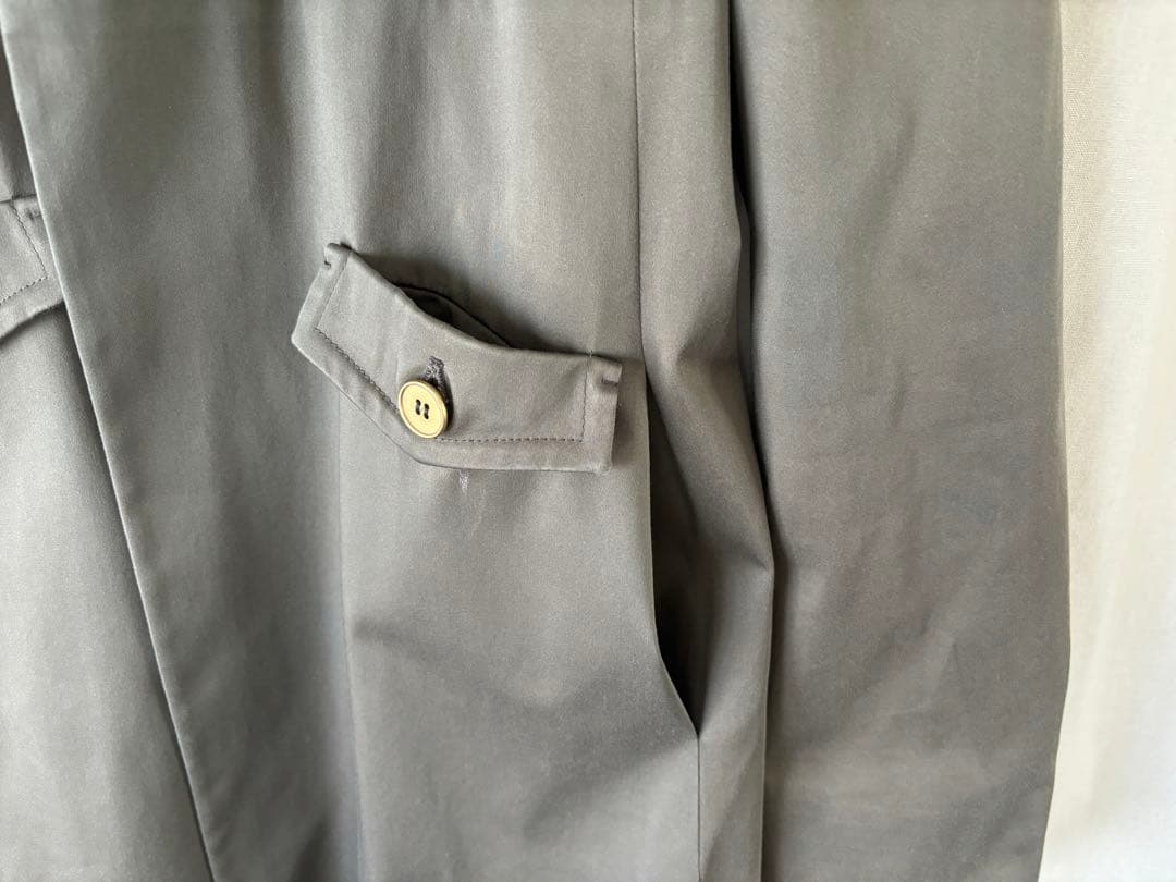 Miu Miu（ミュウミュウ）カーキ ダブルブレストコート