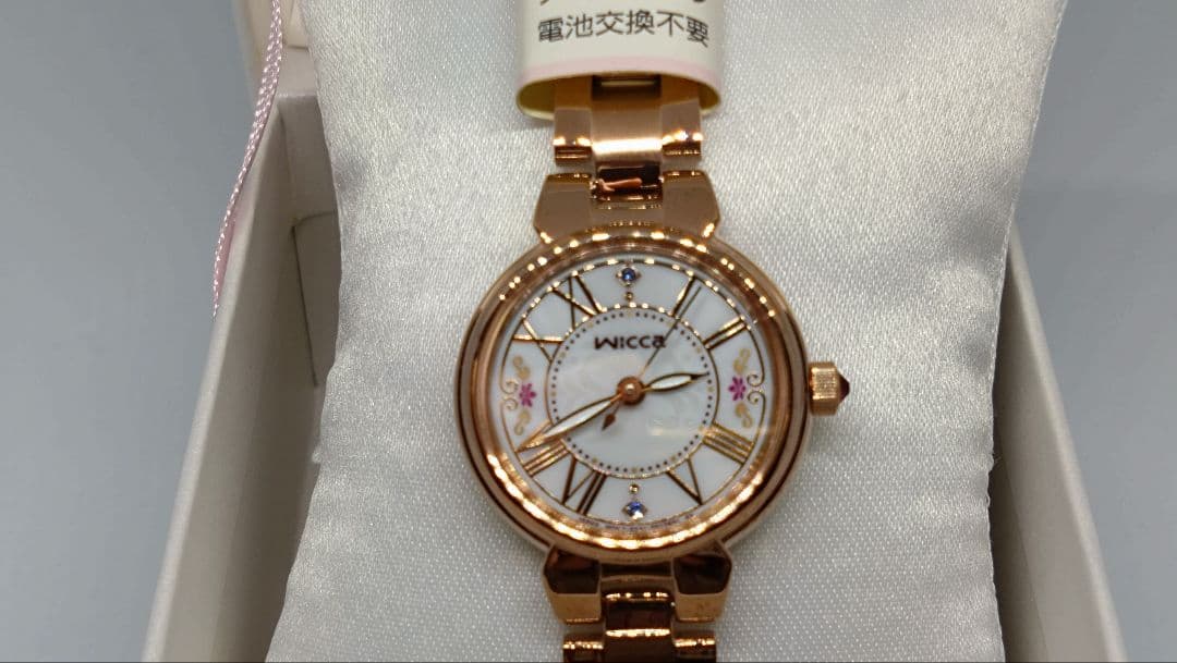 シチズン Wicca アナと雪の女王 アナモデル レディース