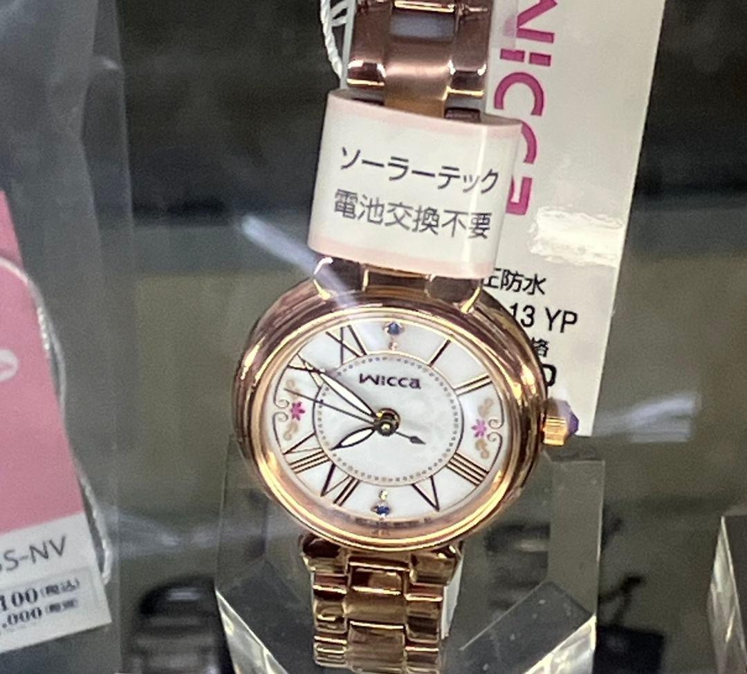 シチズン Wicca アナと雪の女王 アナモデル レディース