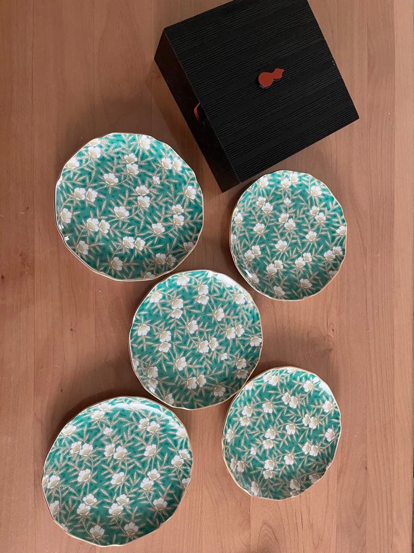 有田焼 明国窯　金彩 花文様 輪花　古伊万里　中皿 銘々皿 大皿　5枚