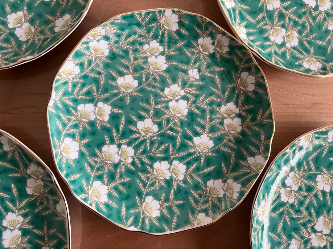 有田焼 明国窯　金彩 花文様 輪花　古伊万里　中皿 銘々皿 大皿　5枚