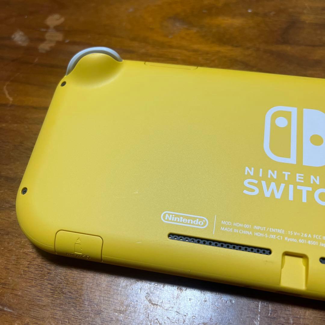 Nintendo Switch ライト　イエロー箱付き