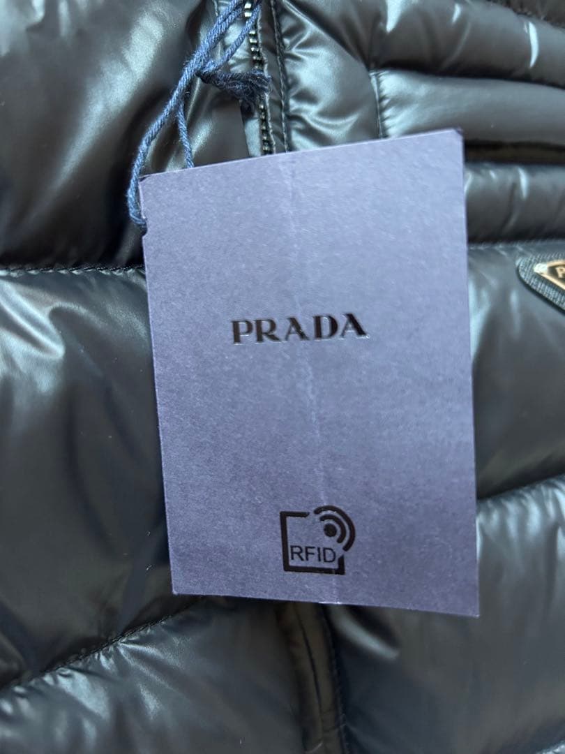 最終価格☆新品☆PRADA ダウン ベスト