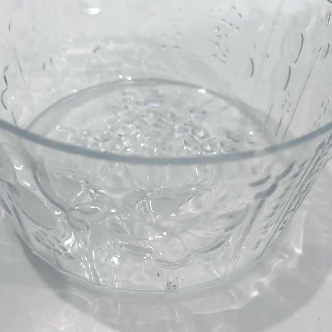 ヌータヤルヴィ フローラ ガラス ボウル 15cm ヴィンテージ