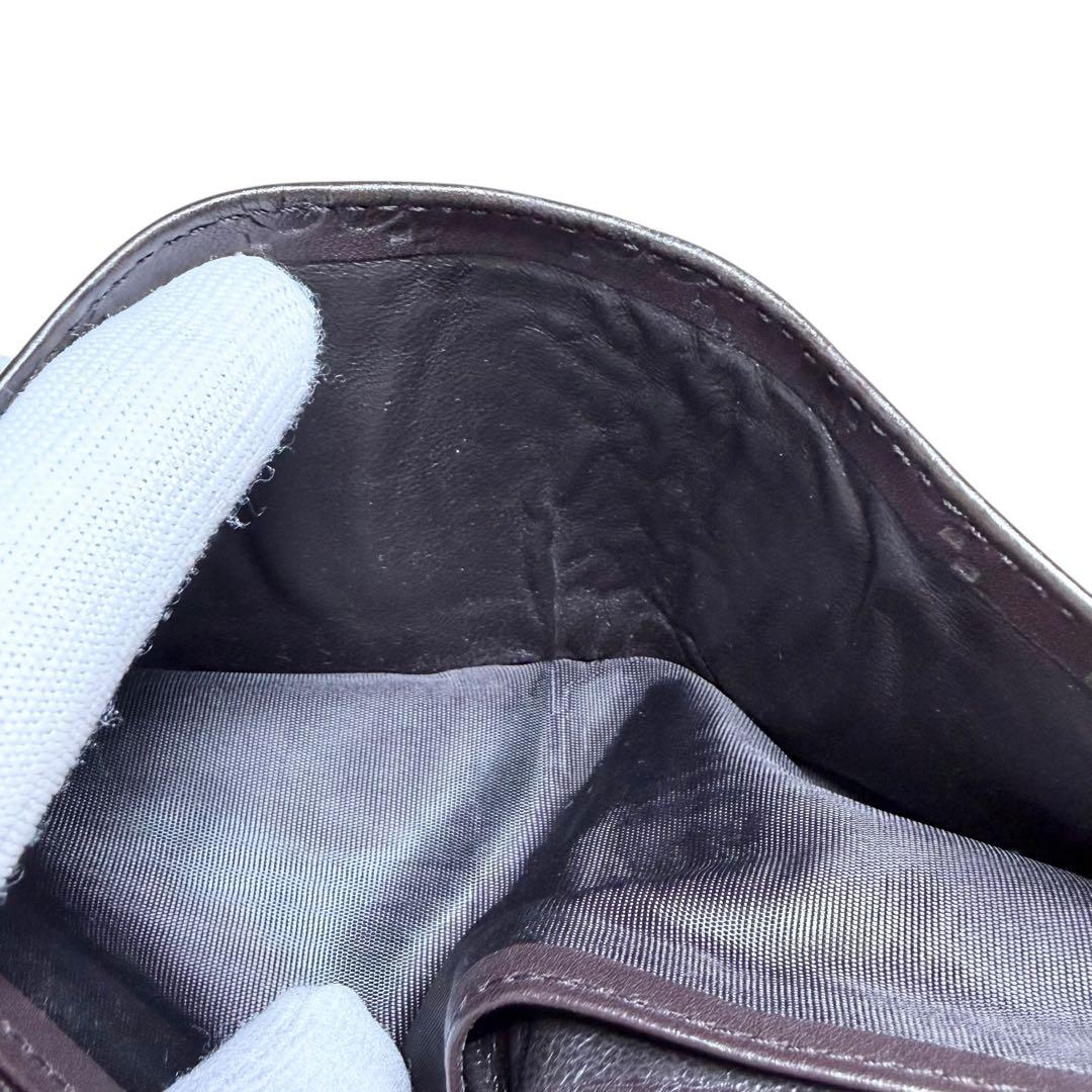 GUCCI グッチ 二つ折り財布 シマ インターロッキング GG ロゴプレート