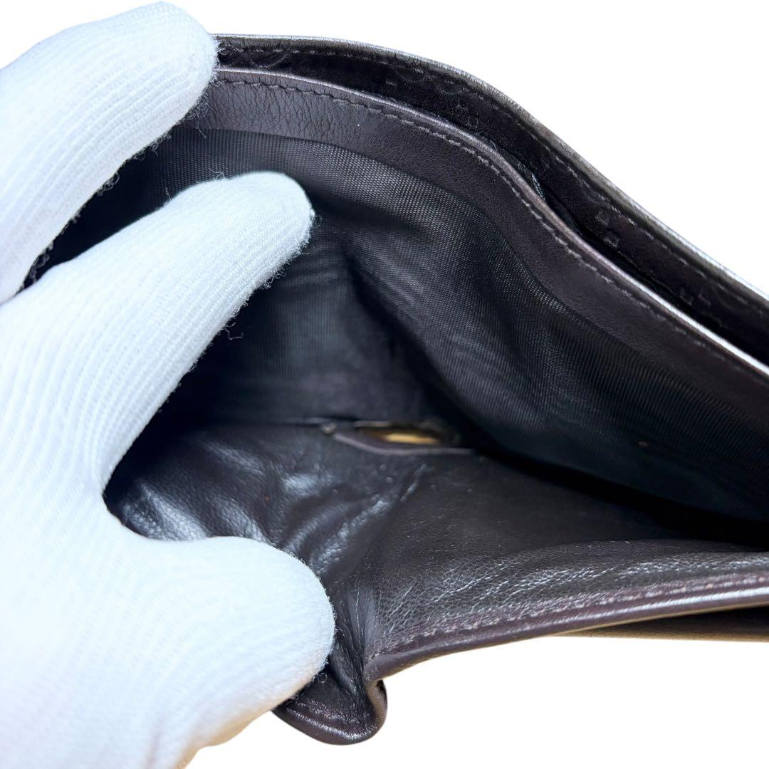 GUCCI グッチ 二つ折り財布 シマ インターロッキング GG ロゴプレート