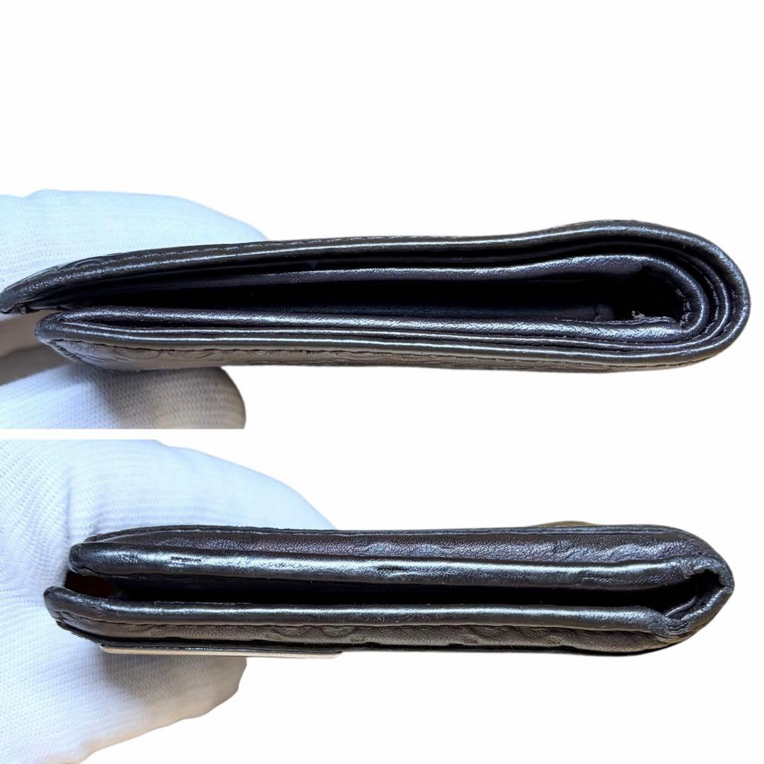 GUCCI グッチ 二つ折り財布 シマ インターロッキング GG ロゴプレート