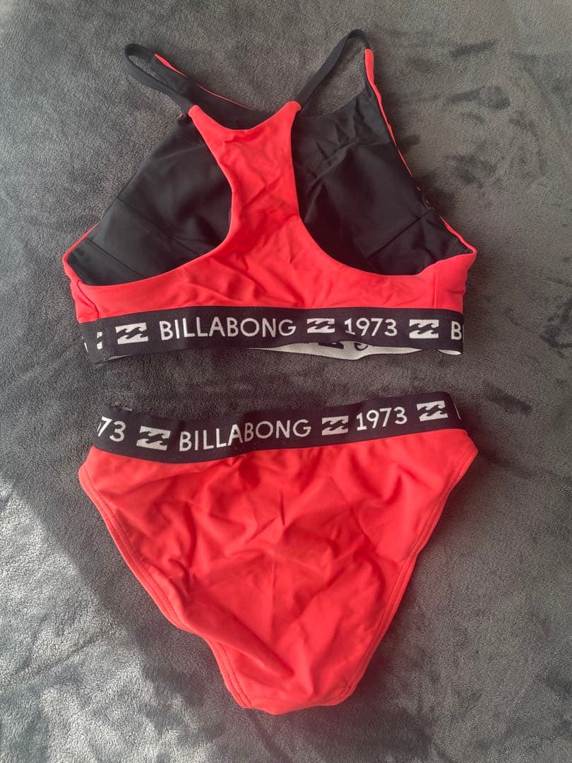 着画ありBILLABONG ビラボン セパレート水着 ビキニ　ショッキングピンク