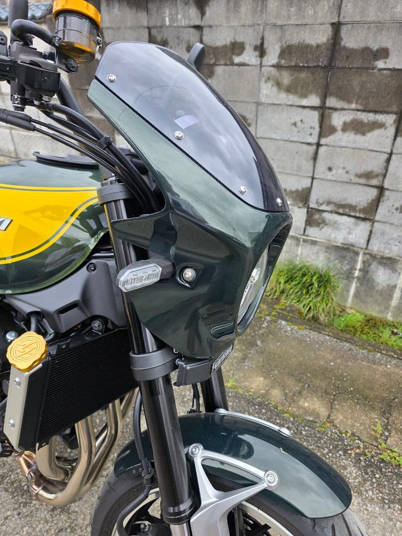モリモリ　　z900rs シックデザイン ロードコメット イエローボール