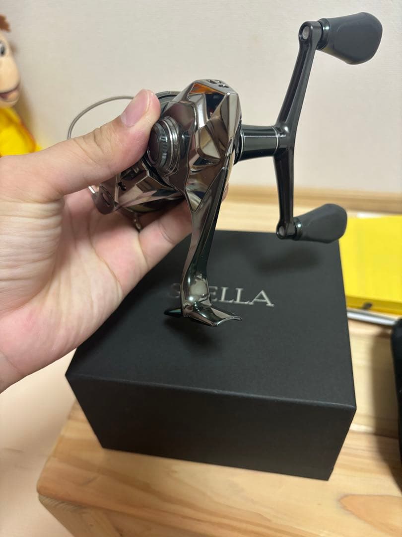 【美品】SHIMANO 22 STELLA C3000SDHHGスピニングリール