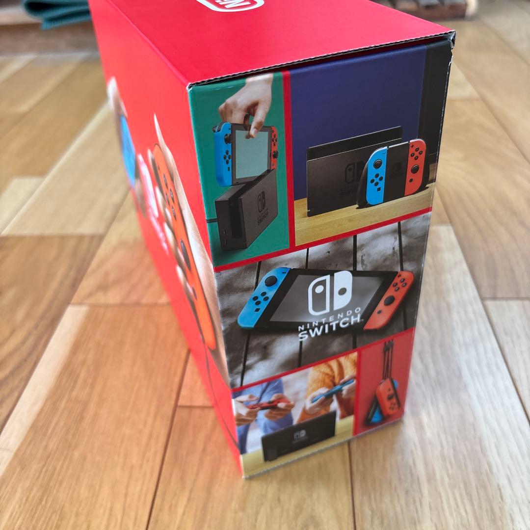 Nintendo Switch 任天堂　スイッチ　ネオン　<新品><未使用>