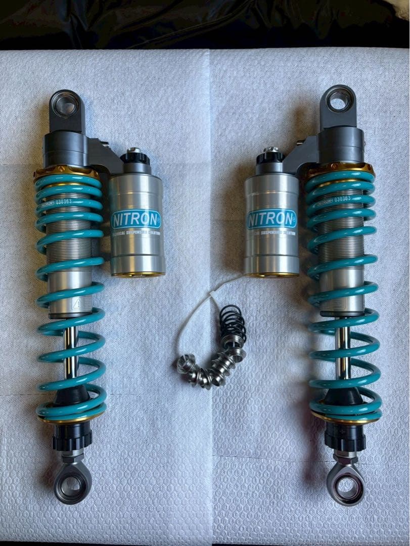 最終値下げ NITRON ナイトロンサスペンション 美品 GT380GS400