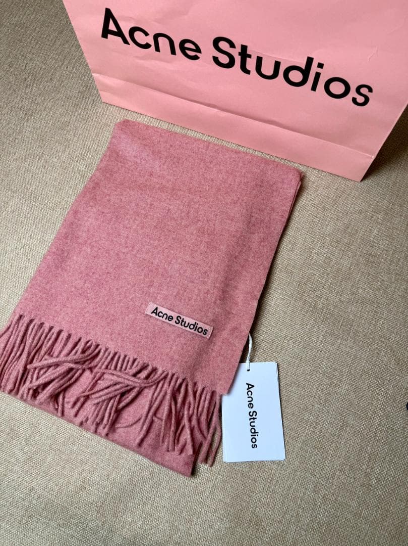 美品 Acne Studios ピンク マフラー ウール フリンジ付き