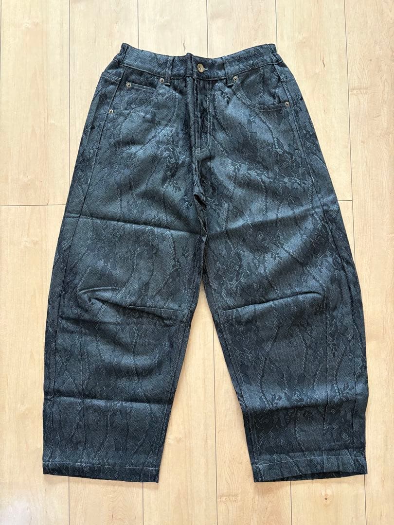 ScoLar（スカラー） 花柄レースデニムパンツ （ブラック）