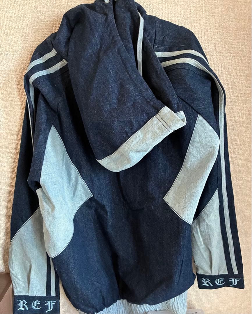 【そそそ （プロフ確認お願いします） 】パーカー