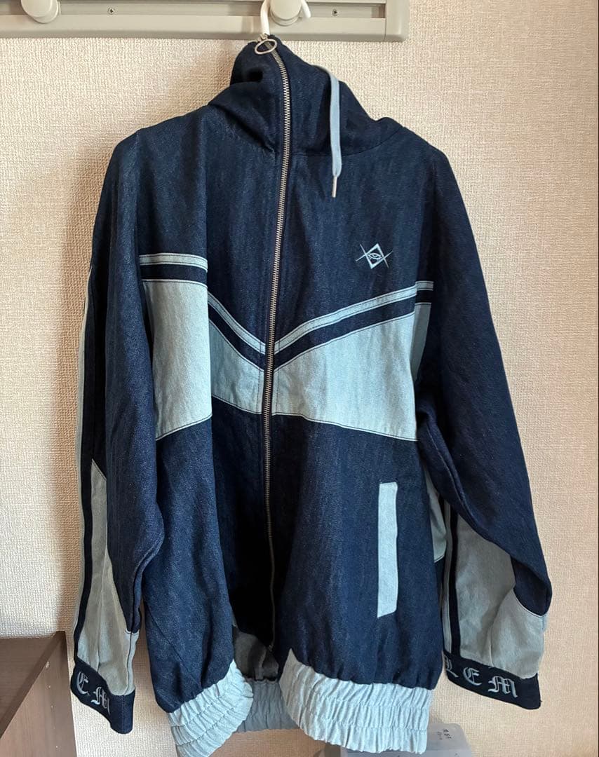 【そそそ （プロフ確認お願いします） 】パーカー