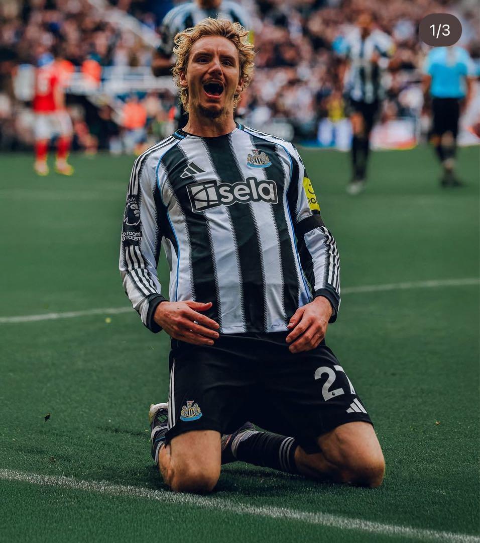 ニューカッスル　ヴォルテマーデ長袖ユニフォーム