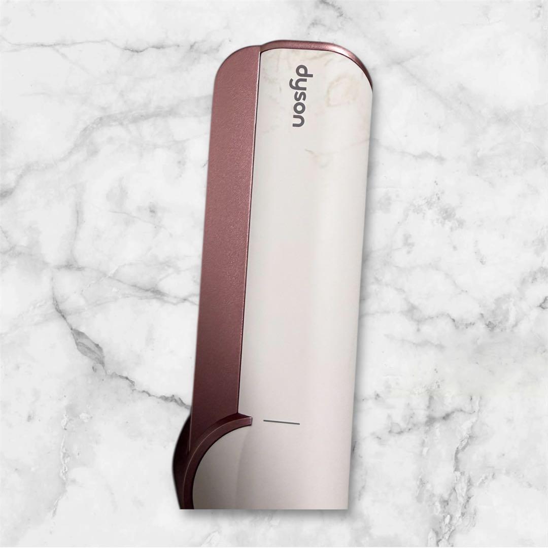 ダイソン　ストレートドライヤー