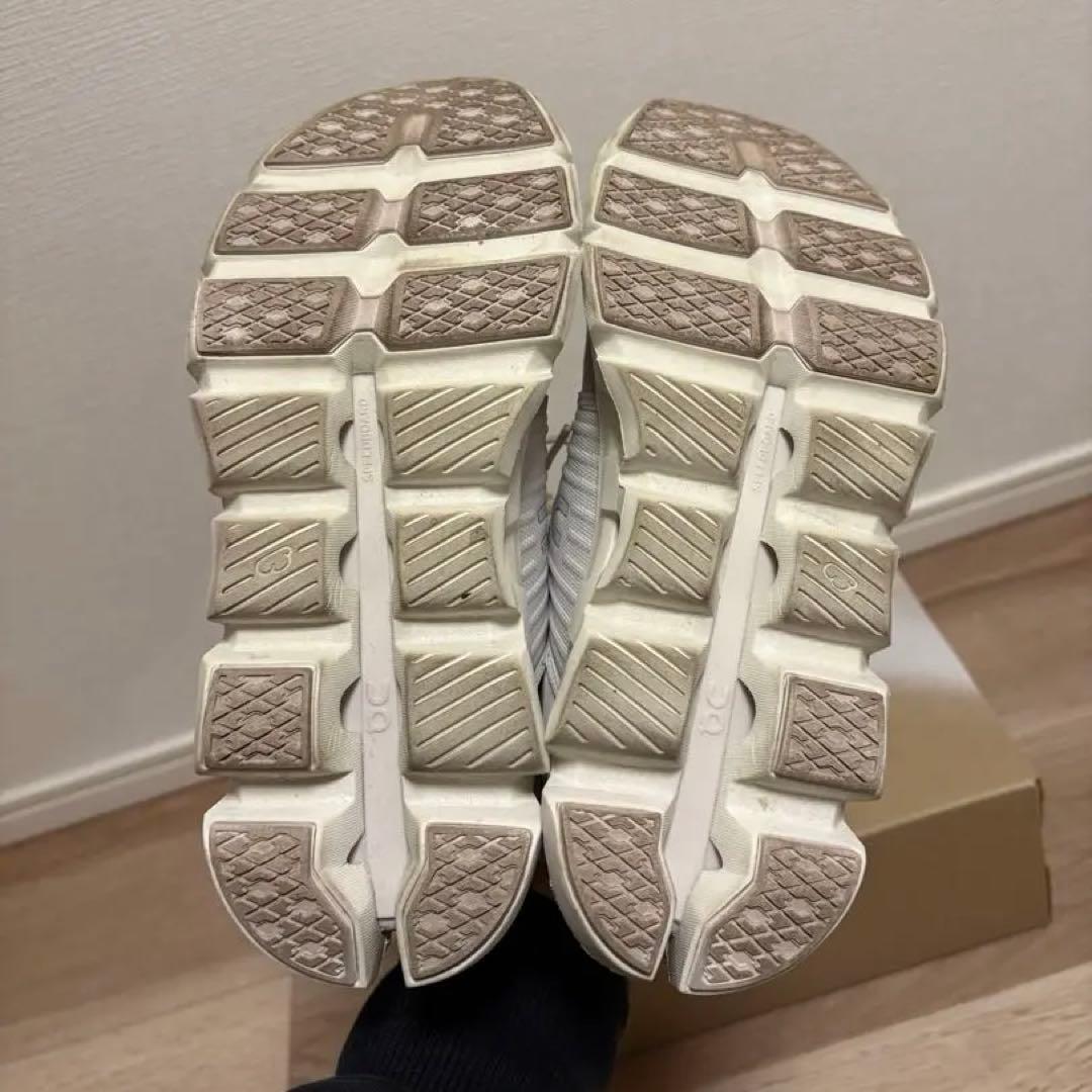 on cloudswift4 23.5cm クラウドスイフト4 US6.5