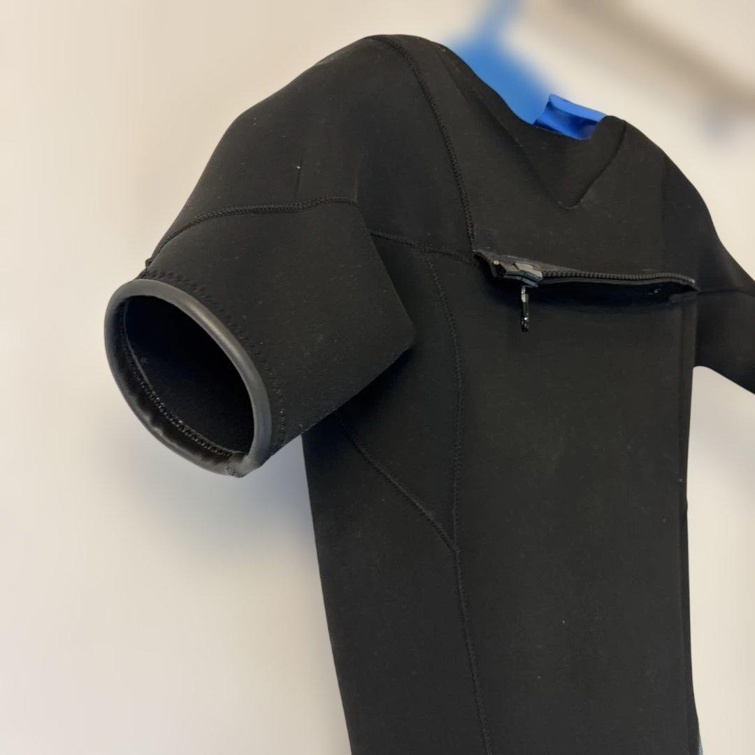 Hurley ウェットスーツ　シーガル 3mm ハンガー付き