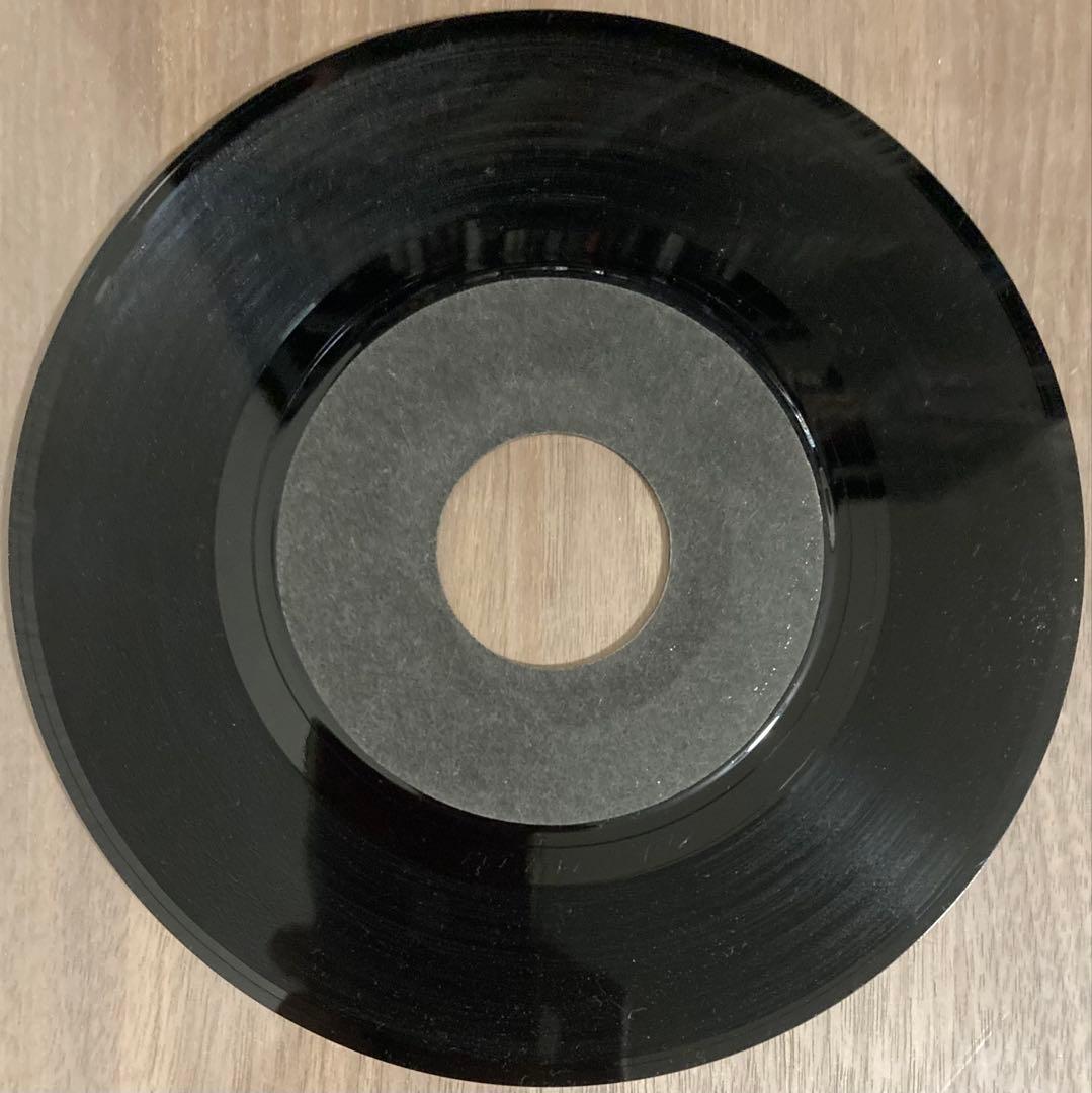 【JDI】Make Yourself Comfortable /Hot Nosh