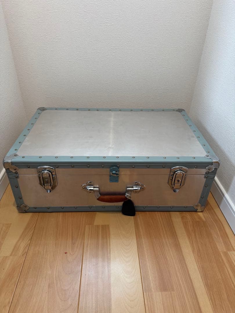 アタッシュケース