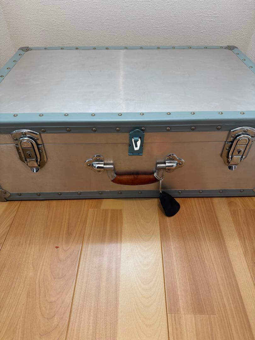 アタッシュケース