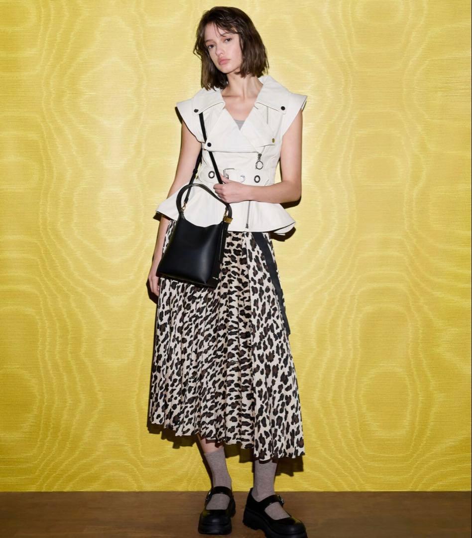 CHARLES & KEITH Edna エドナ バケツバッグ ブラック