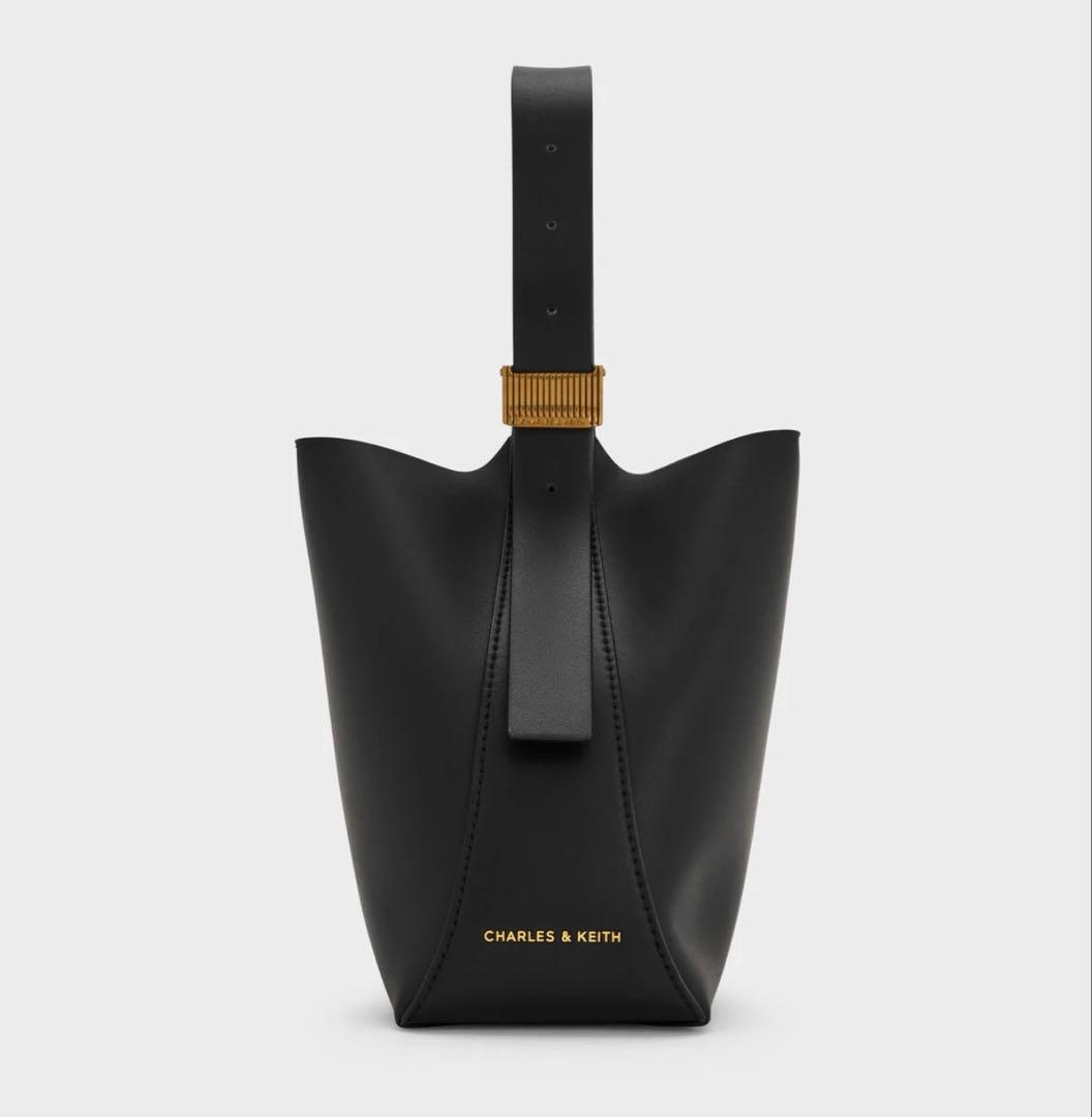 CHARLES & KEITH Edna エドナ バケツバッグ ブラック