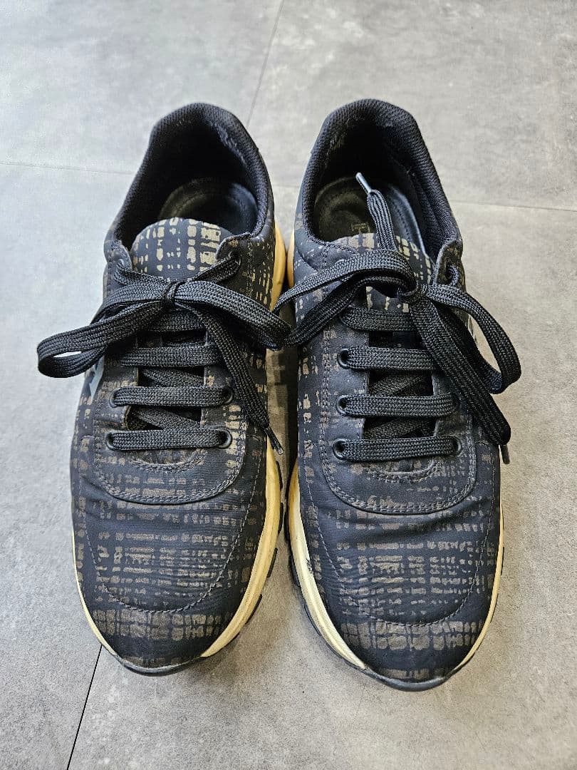 プラダ メンズ スニーカー シューズ ２６cm