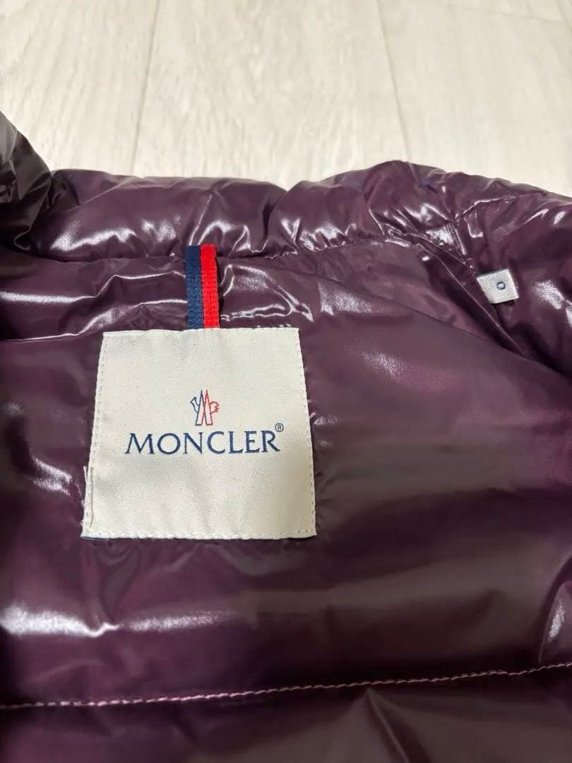 Moncler ピンク ダウンベスト