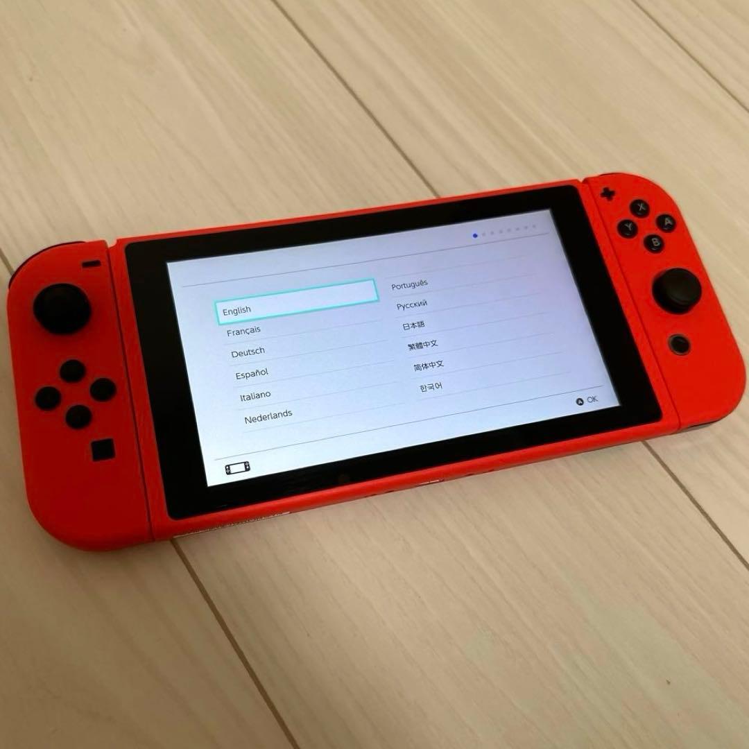 Nintendo switch 本体 マリオレッド
