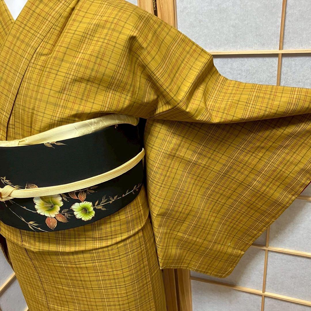 ［4376］黄八丈 紬 美品 未使用 格子縞 しつけ付 逸品 正絹 着物 袷