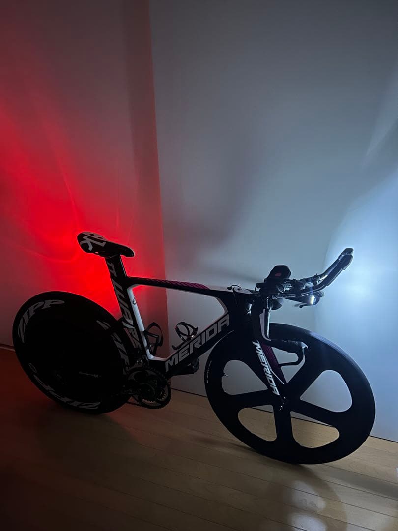 ZIPP ディスクホイール 700cc 11速