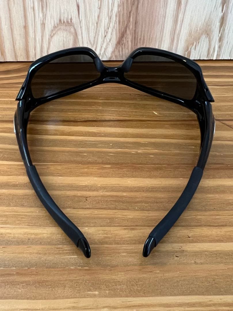 オークリー　ピットブル