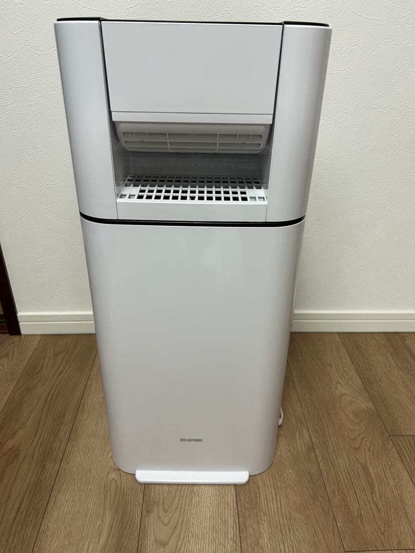 衣類乾燥除湿機 デシカント式 アイリスオーヤマ 2022年製