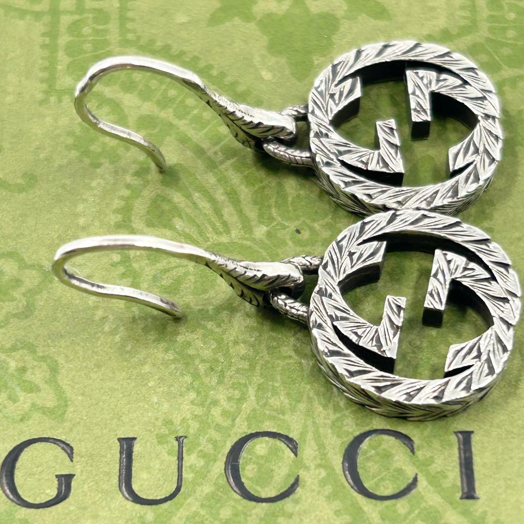 美品✨　グッチ　GUCCI ピアス　アラベスク　インターロッキング　G　燻　両耳