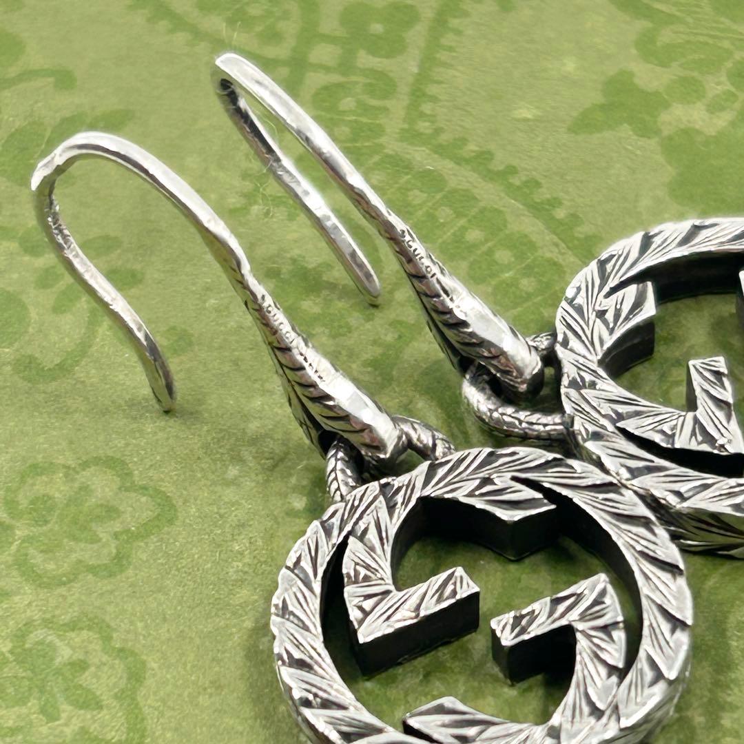 美品✨　グッチ　GUCCI ピアス　アラベスク　インターロッキング　G　燻　両耳