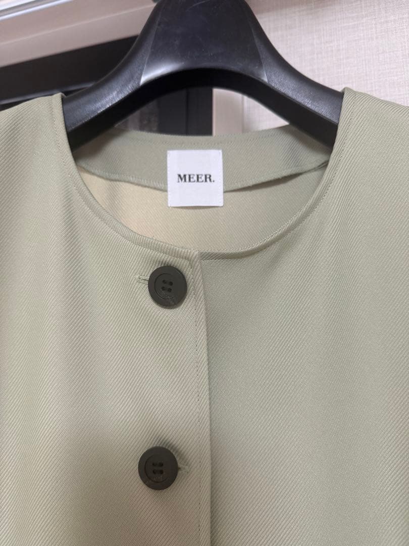 (ねずこ)meer. ビッグポケットロンパース（オリーブ）