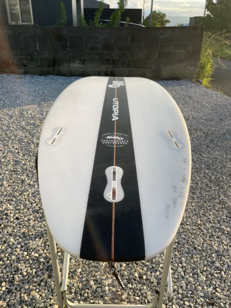 【早い者勝ち】DHDサーフボードUTOPIA【値段交渉可能】