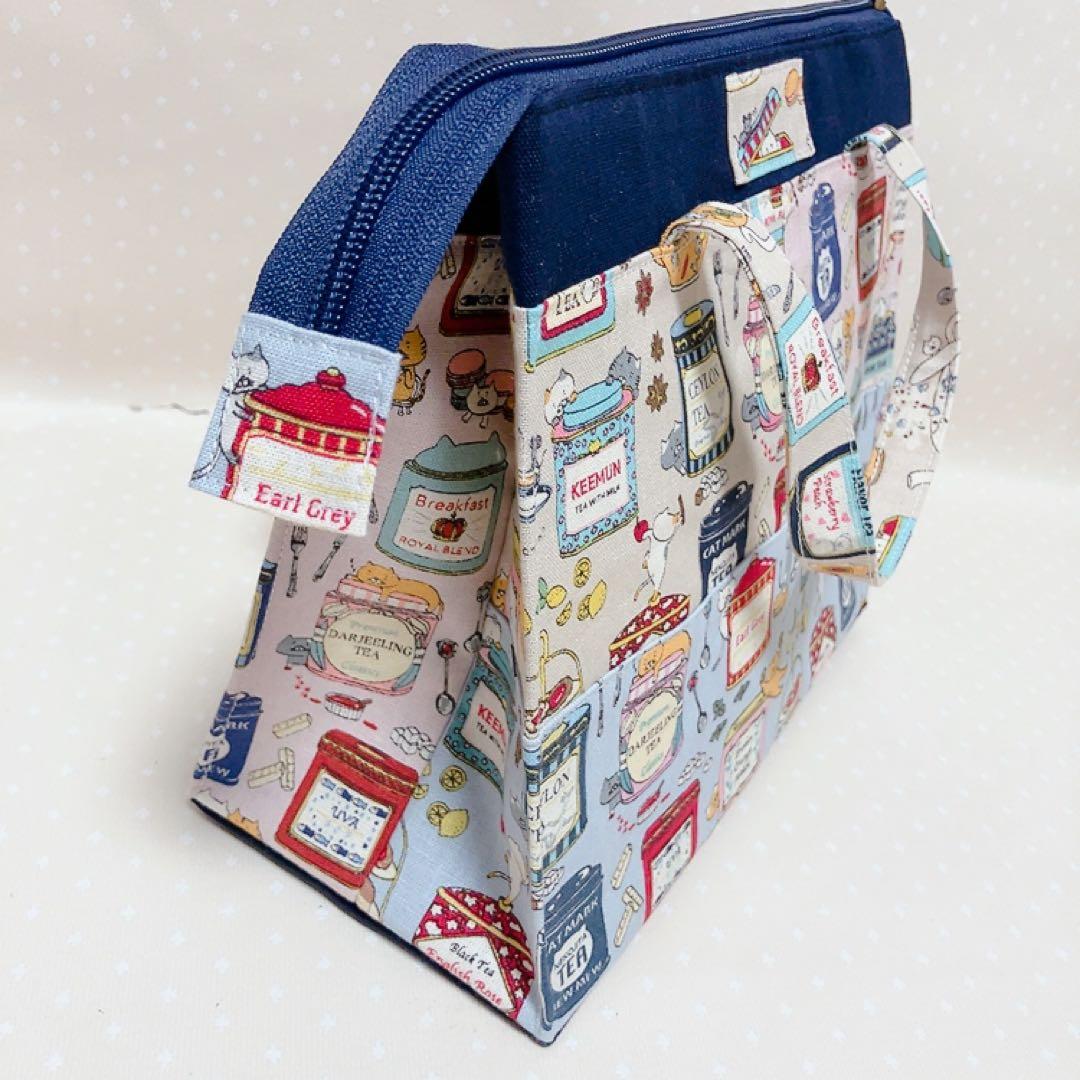 chibinyanco。 テントポーチ エコバッグ ねこ生地パッチワーク