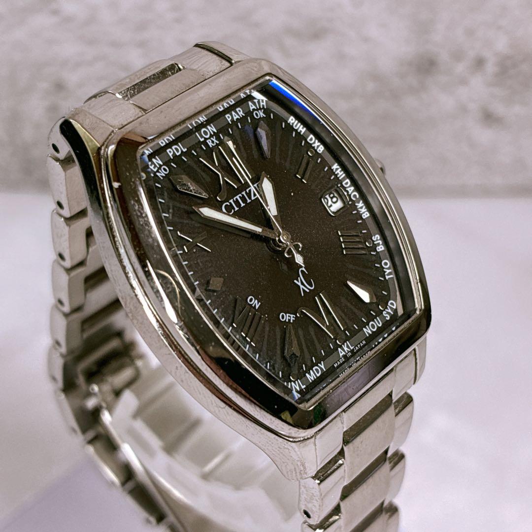 シチズン クロスシー トノー ハッピーフライト 腕時計 ソーラー ワールドタイム
